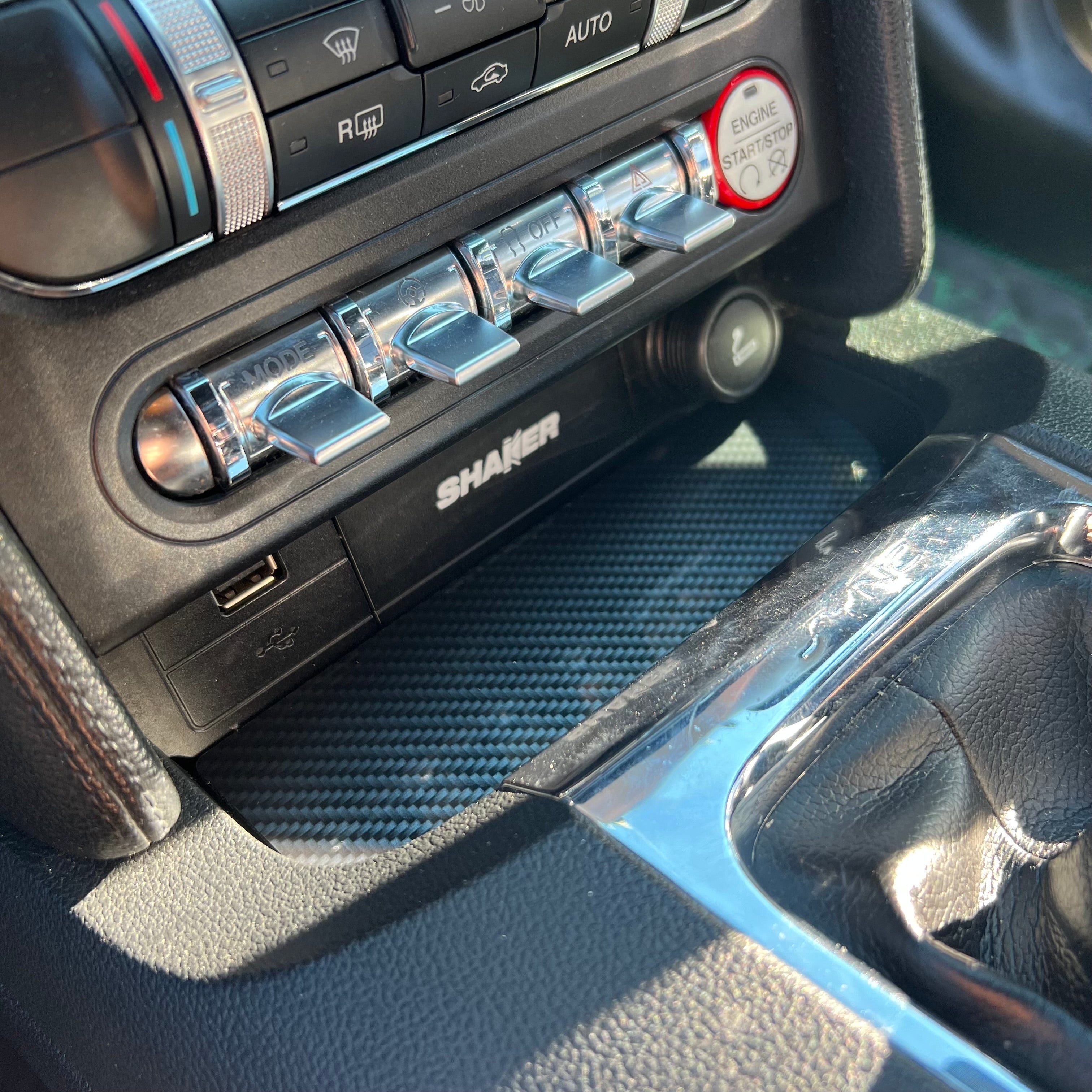 Mustang (6th Generation) Centre Console Insert