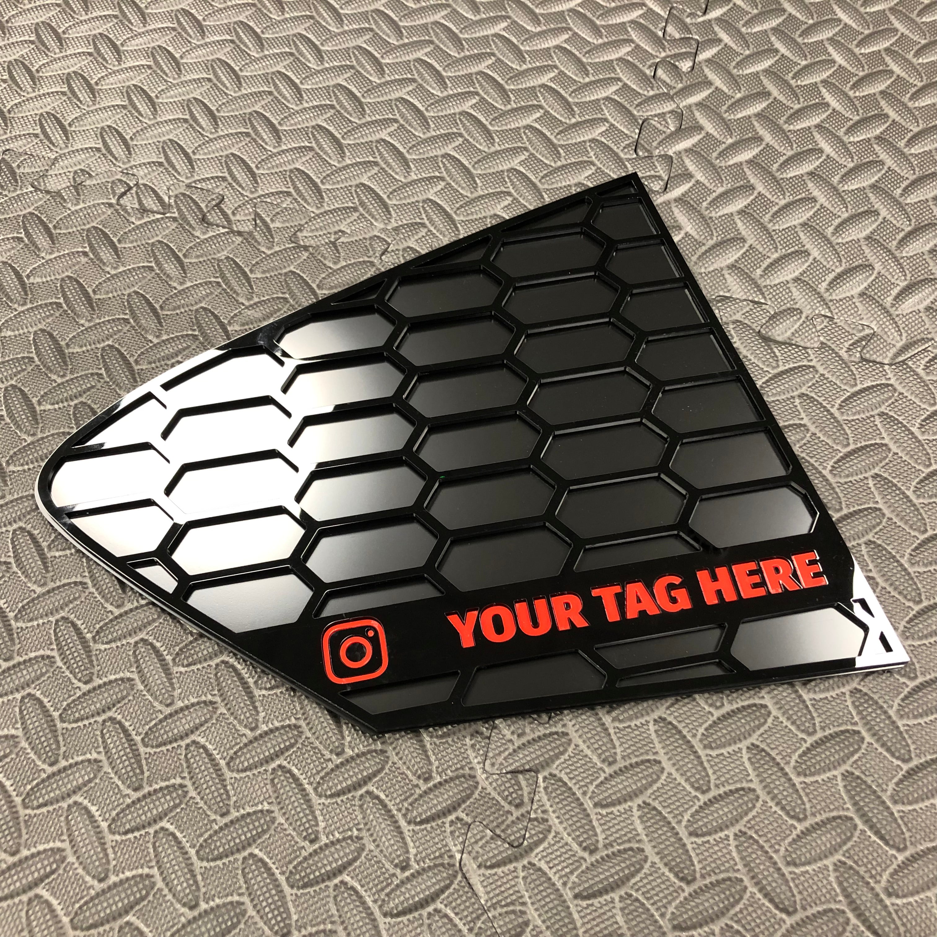 Mk4/4.5 Focus Rear Quarter Window Inserts (Pair) - Custom Text / Social Media Tag - Red Detail