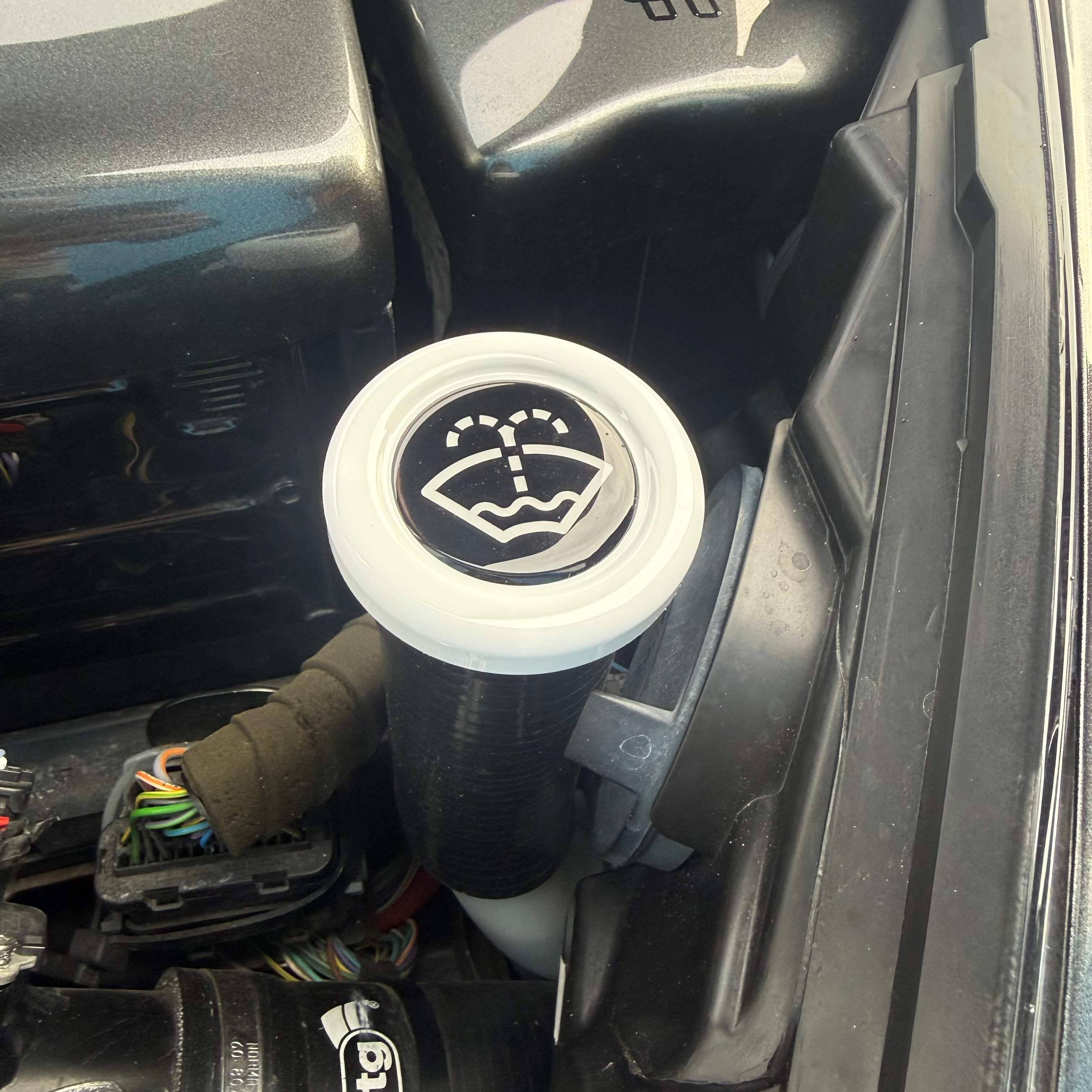 Proform Washer Bottle Bung - Multiple Ford Models - Gloss White Plastic With White Screenwash Logo Detailing