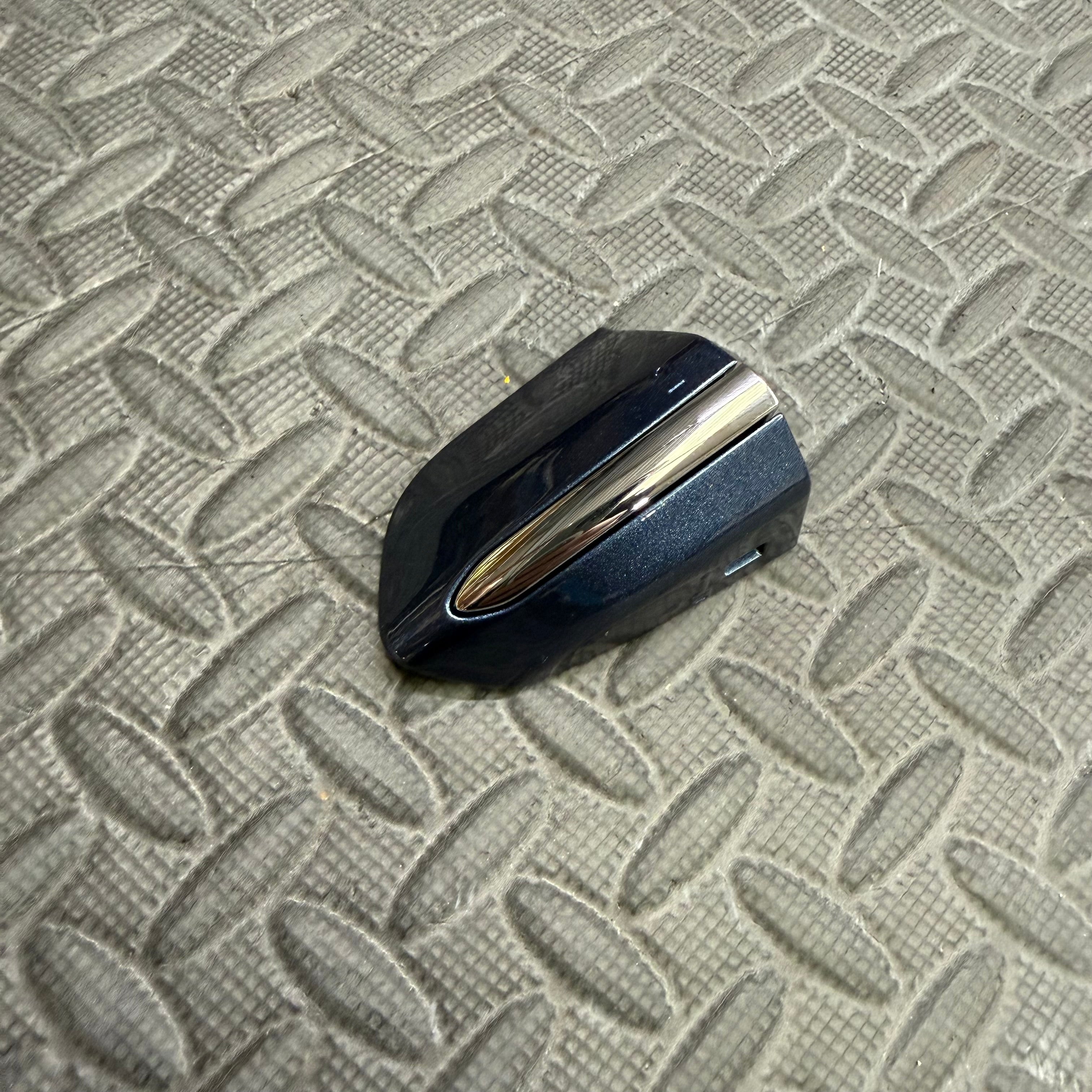 Standard Door Handle Lock Cover - Mk5 Mondeo
