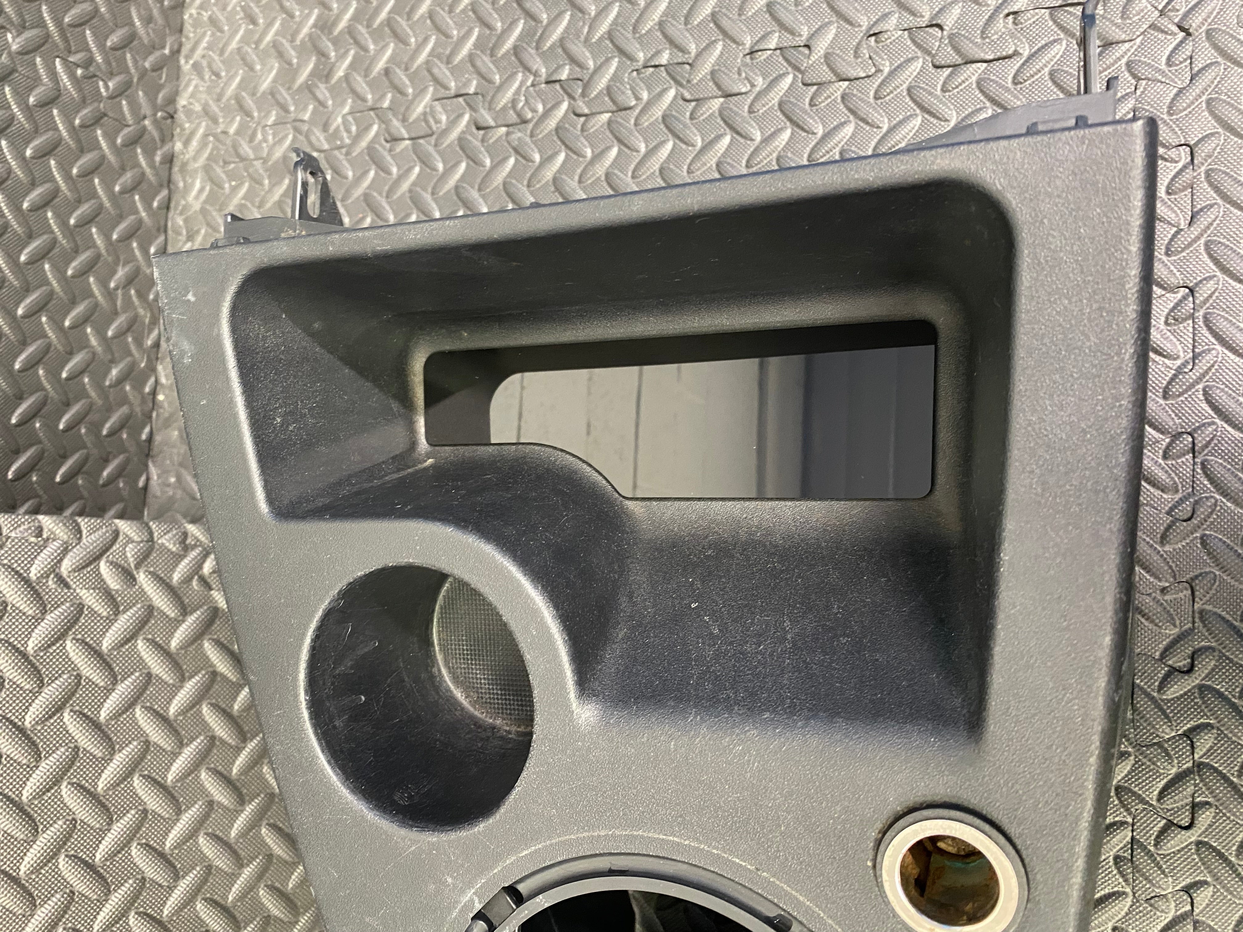 Mk6 Fiesta Centre Console Insert Plate