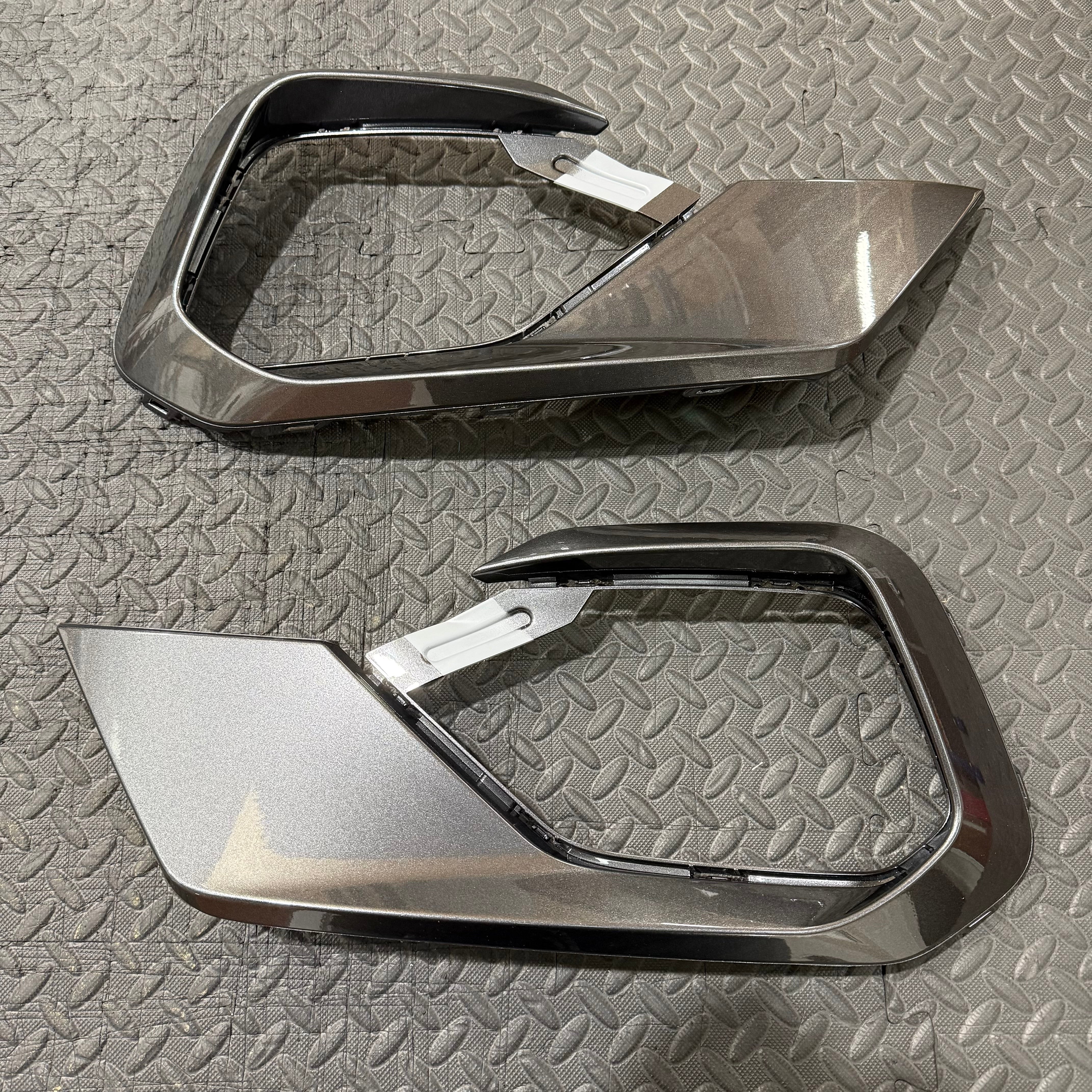 Outer Fog Light Bezels - Mk8 Fiesta ST/ ST Line - Painted Magnetic Grey
