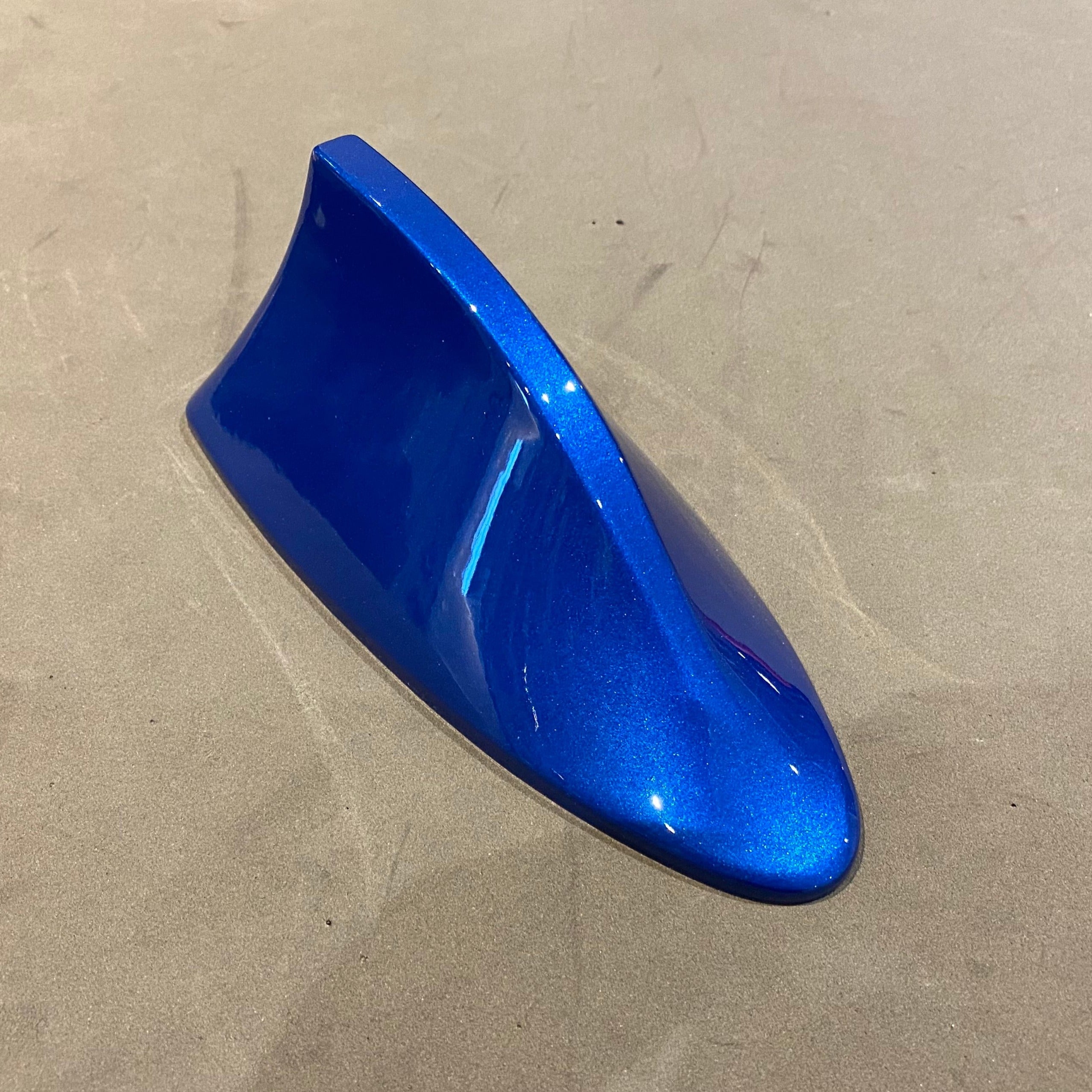 Blue Ford shark fin aerials