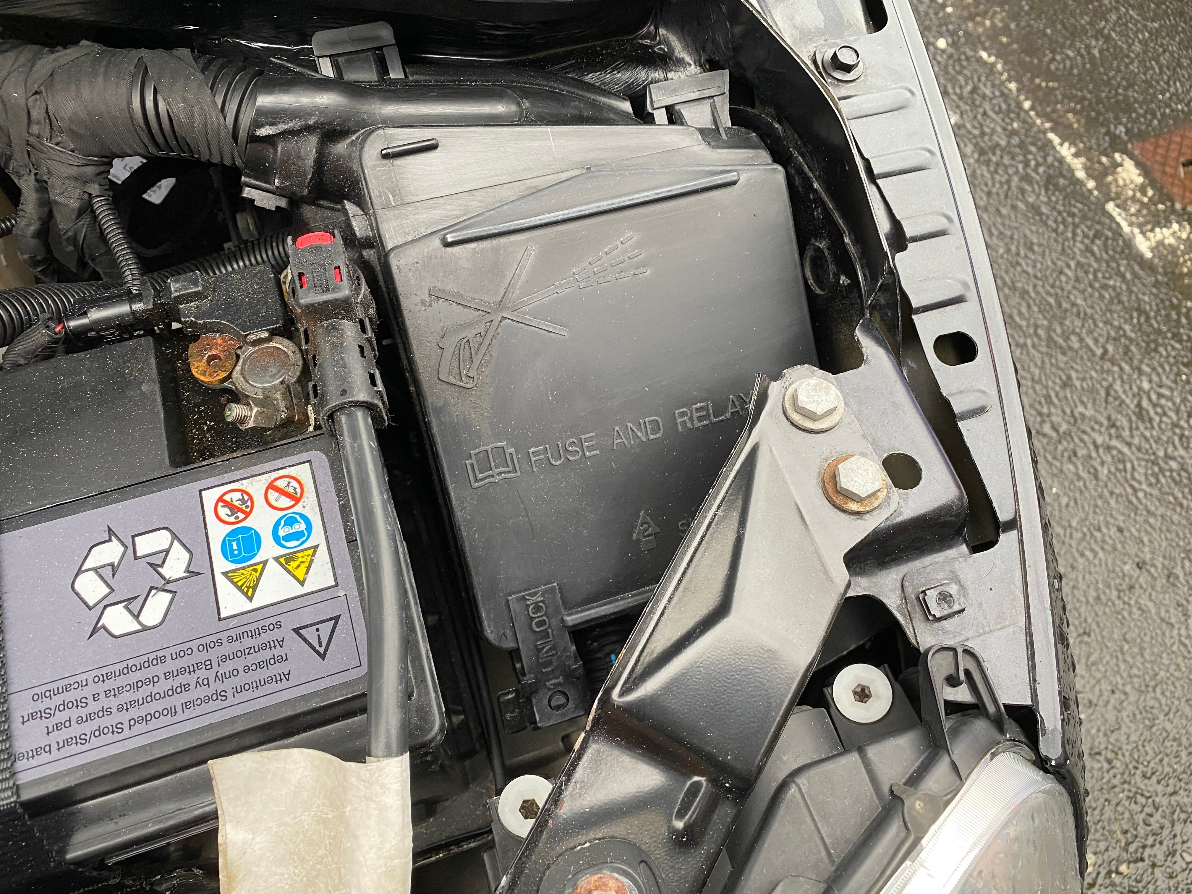 Proform Fuse Box Cover - Mk2 KA (Plastic Finishes)