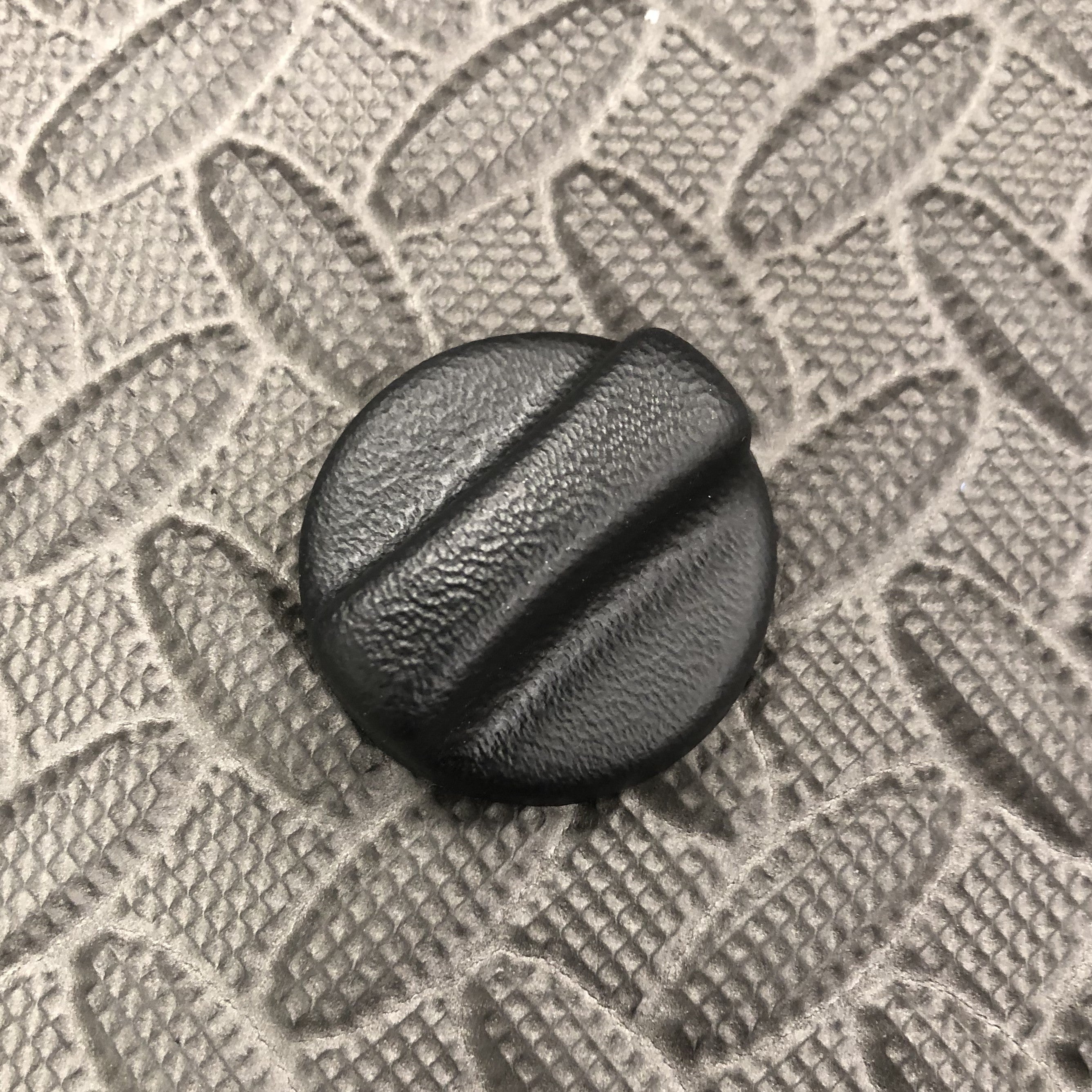 Proform Small Petrol Engine Oil Cap Cover - Mk7.5 Fiesta (Plastic Finishes)