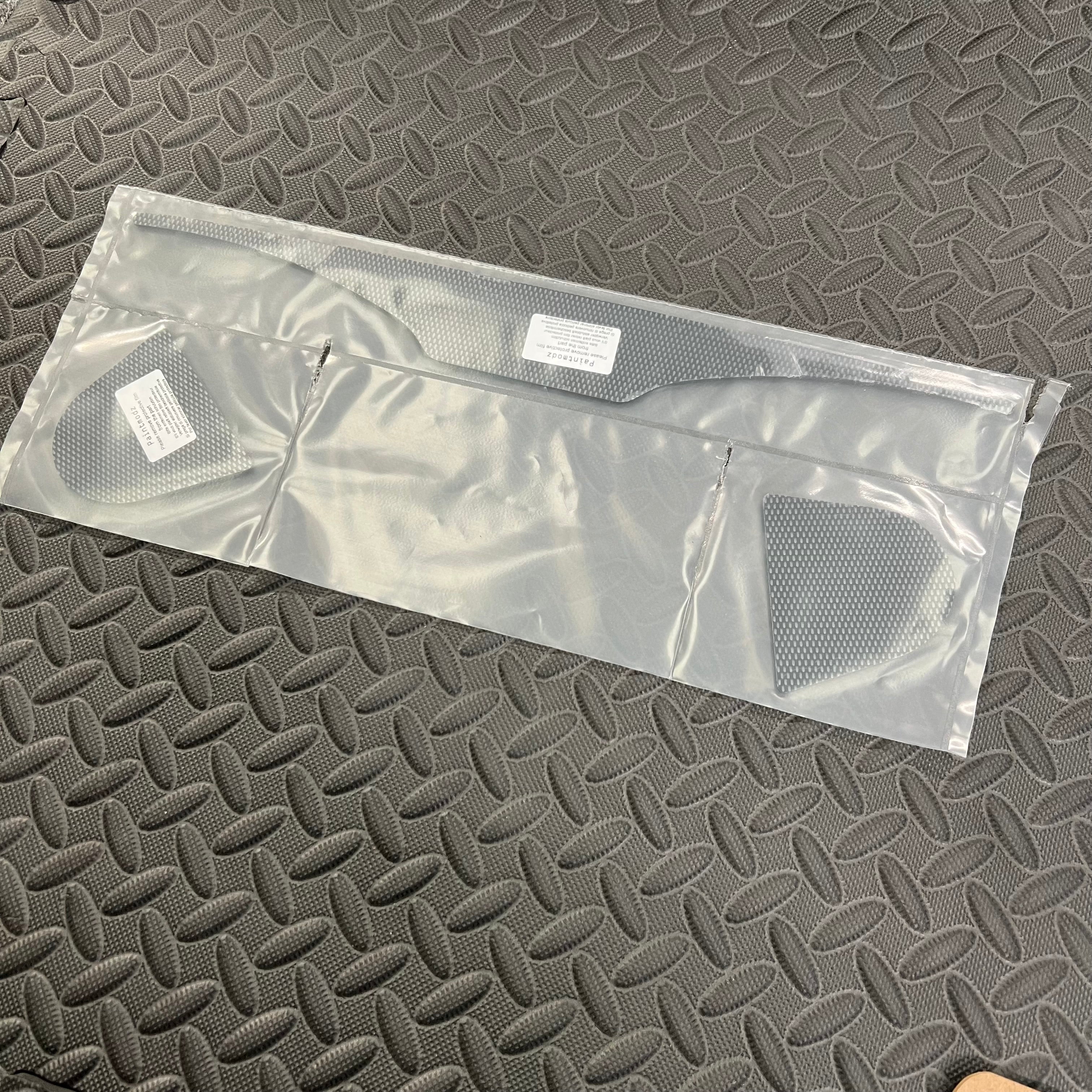 Proform - Carbon Fibre Effect Dress Up Parts (Various Focus Vehicles) - Under Bonnet Finishing Plate Set 1