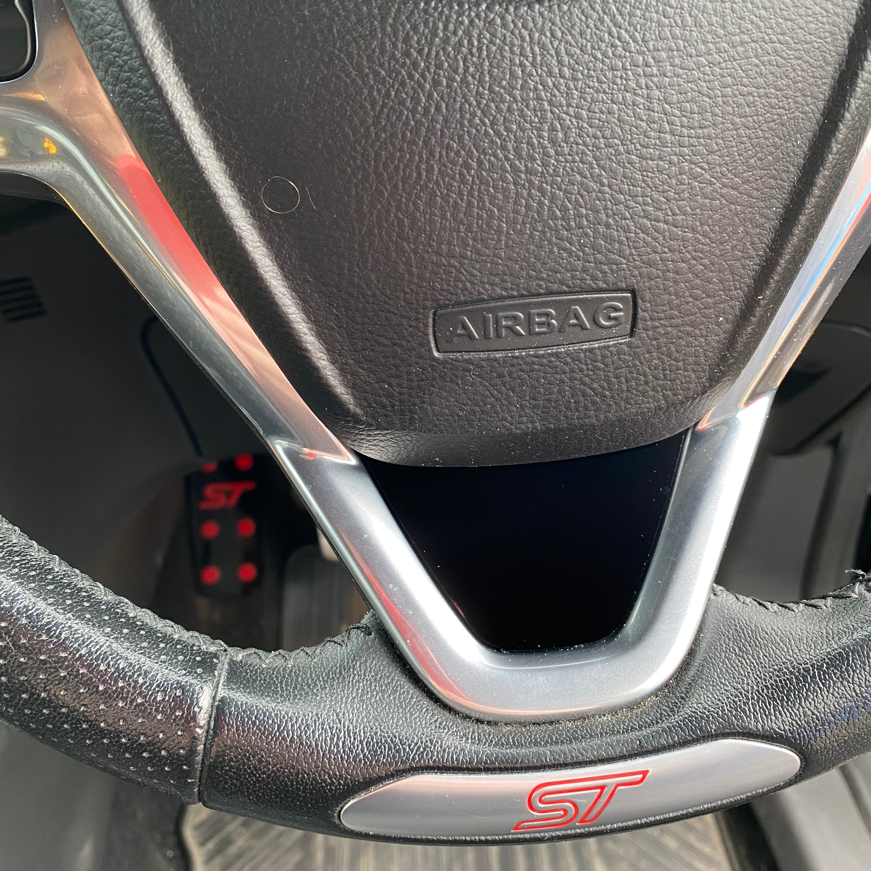 Mk7.5 Fiesta Steering Wheel Insert Plate