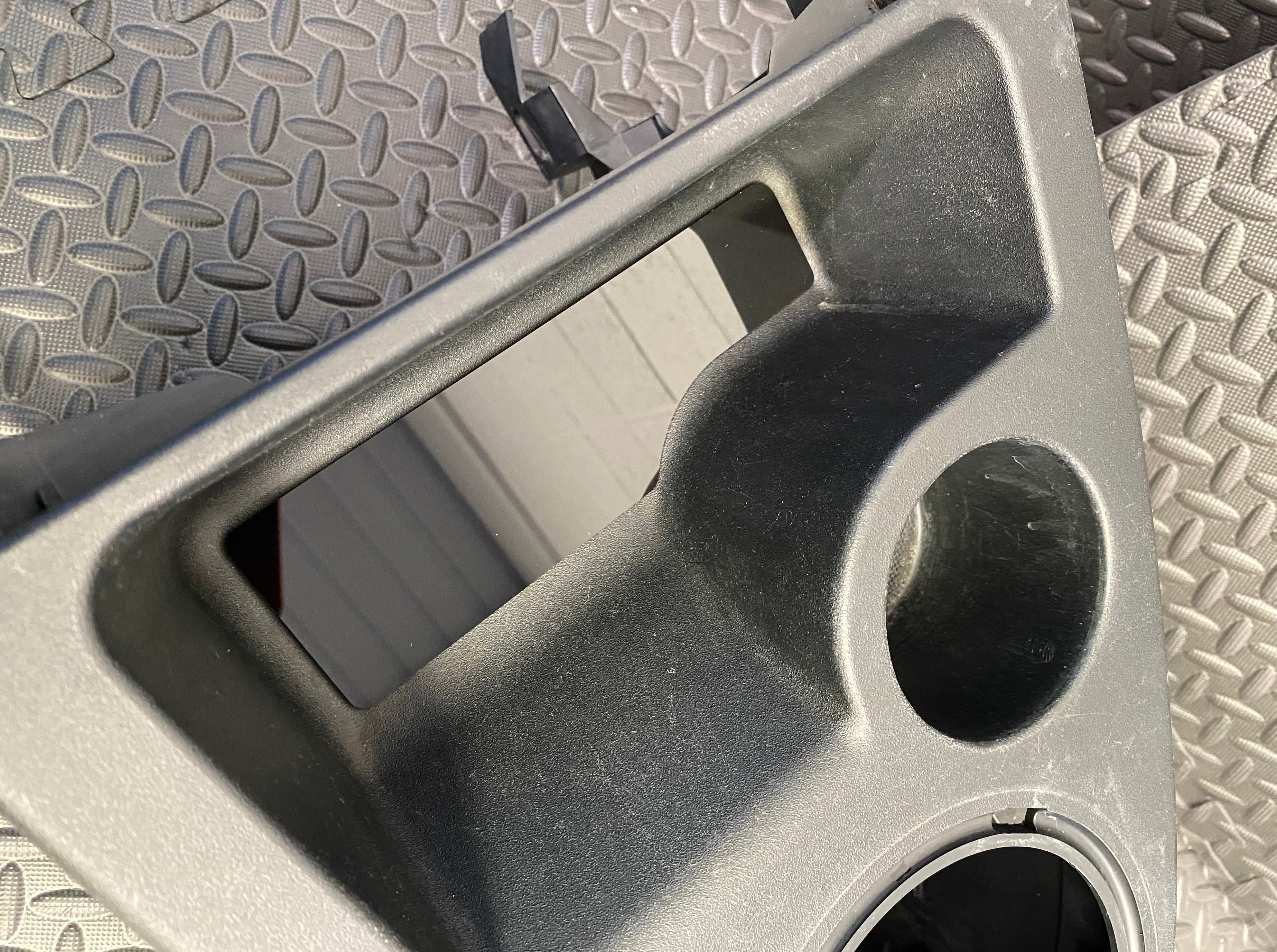 Mk6 Fiesta Centre Console Insert Plate