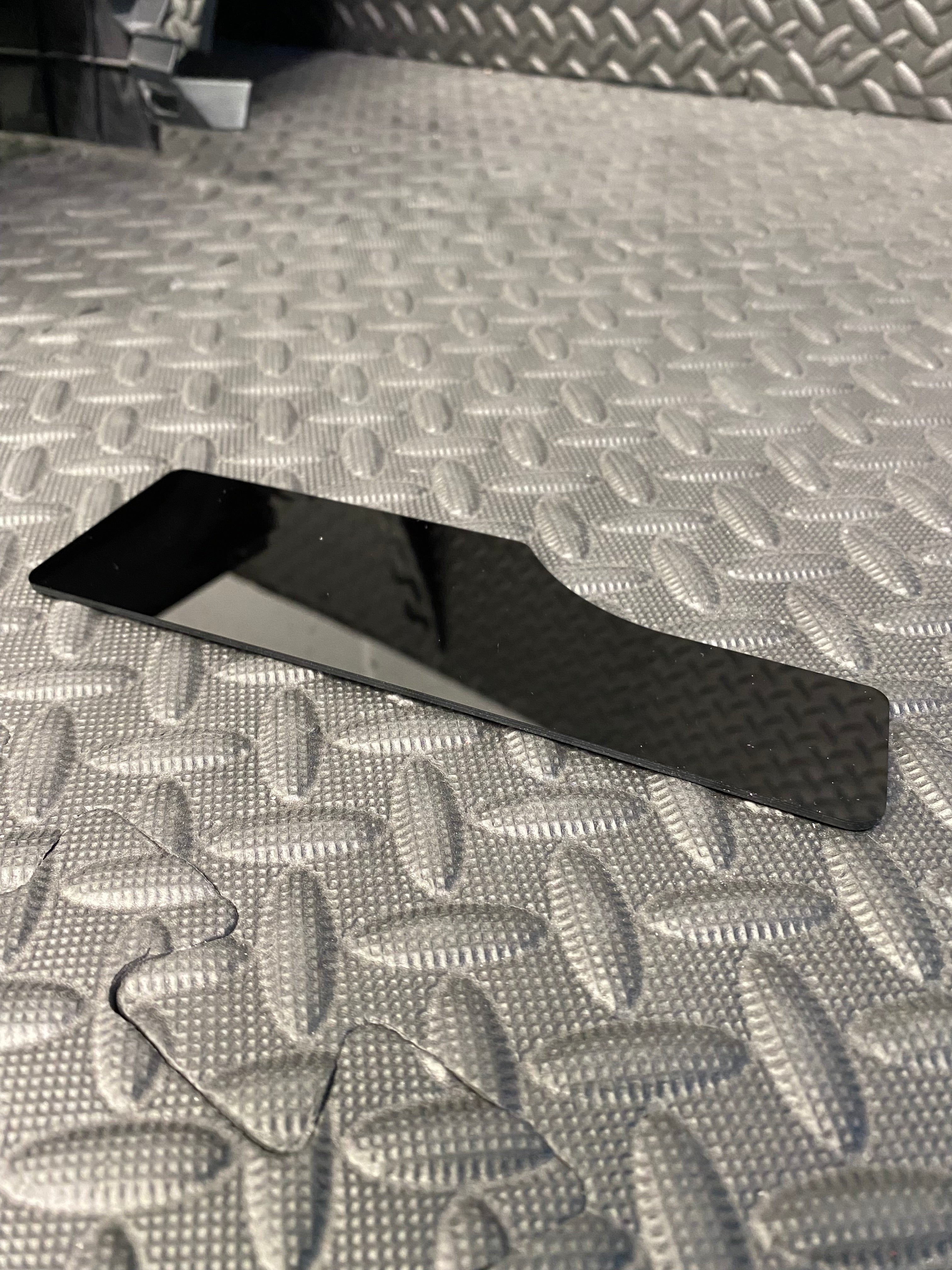 Mk6 Fiesta Centre Console Insert Plate
