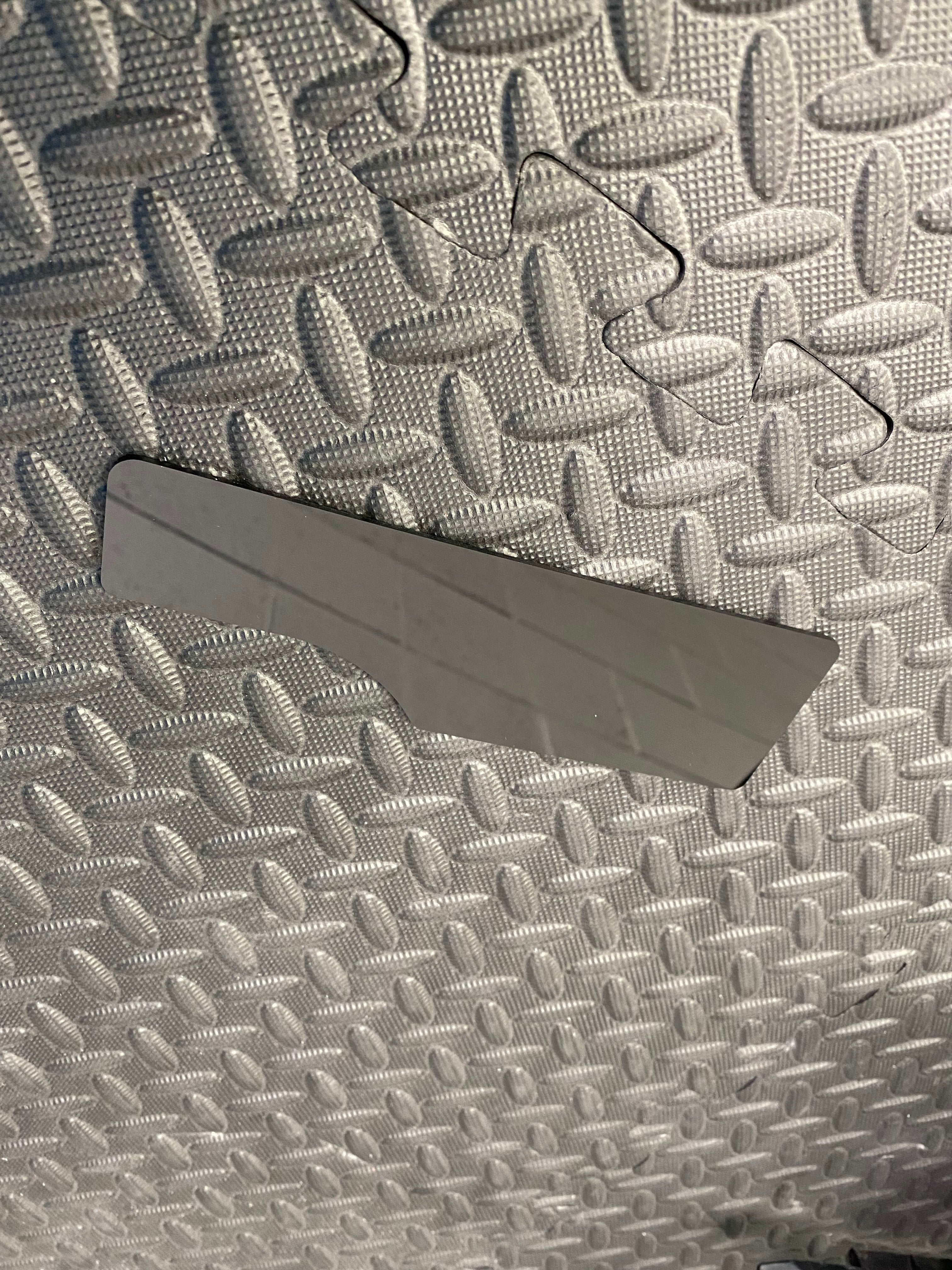 Mk6 Fiesta Centre Console Insert Plate