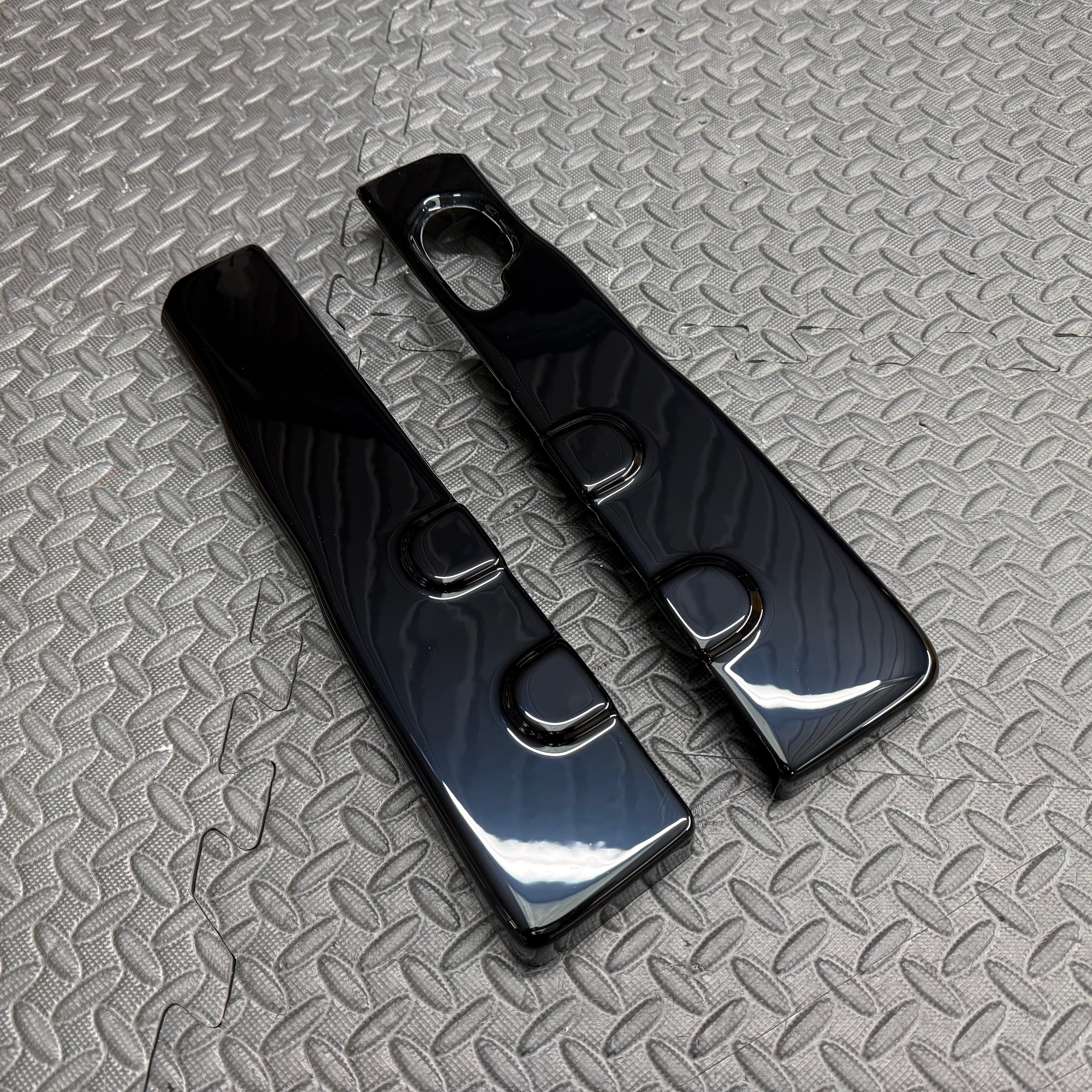 Proform Inner Wing Covers - Mk2/2.5 Ford Focus -Pre-Face Lift Models - Gloss Black Plastic