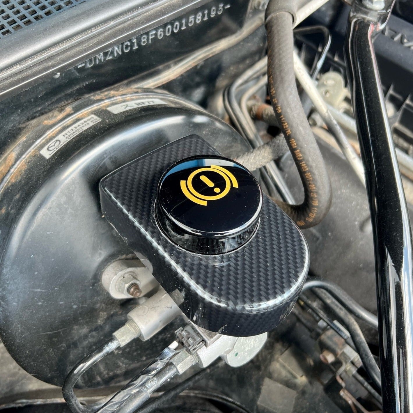 Proform Mazda MX5 Brake Reservoir Cover - Deluxe Carbon Fibre