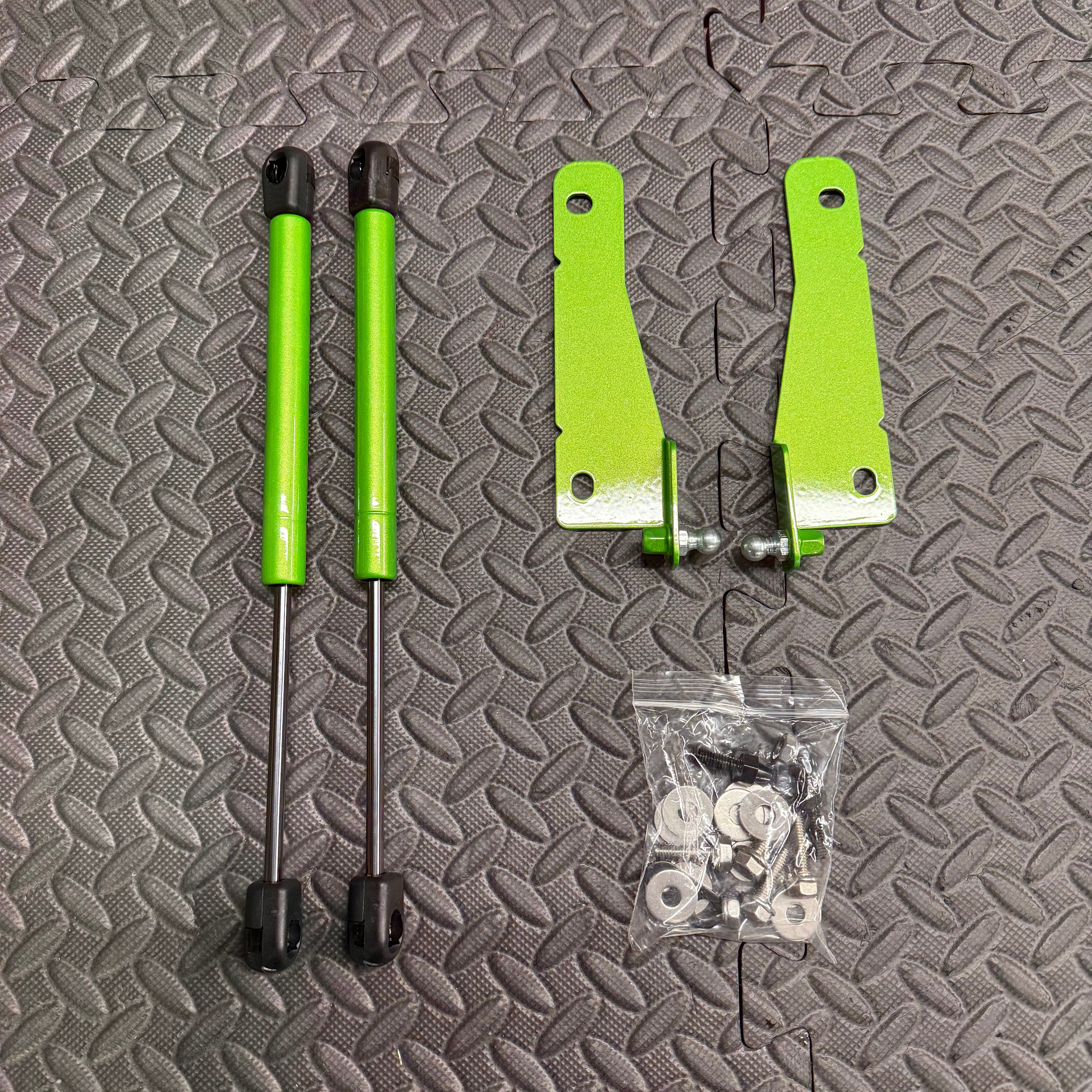 Mk2/2.5 Puma inc ST Gas Strut Bonnet Lifters - Painted Mean Green