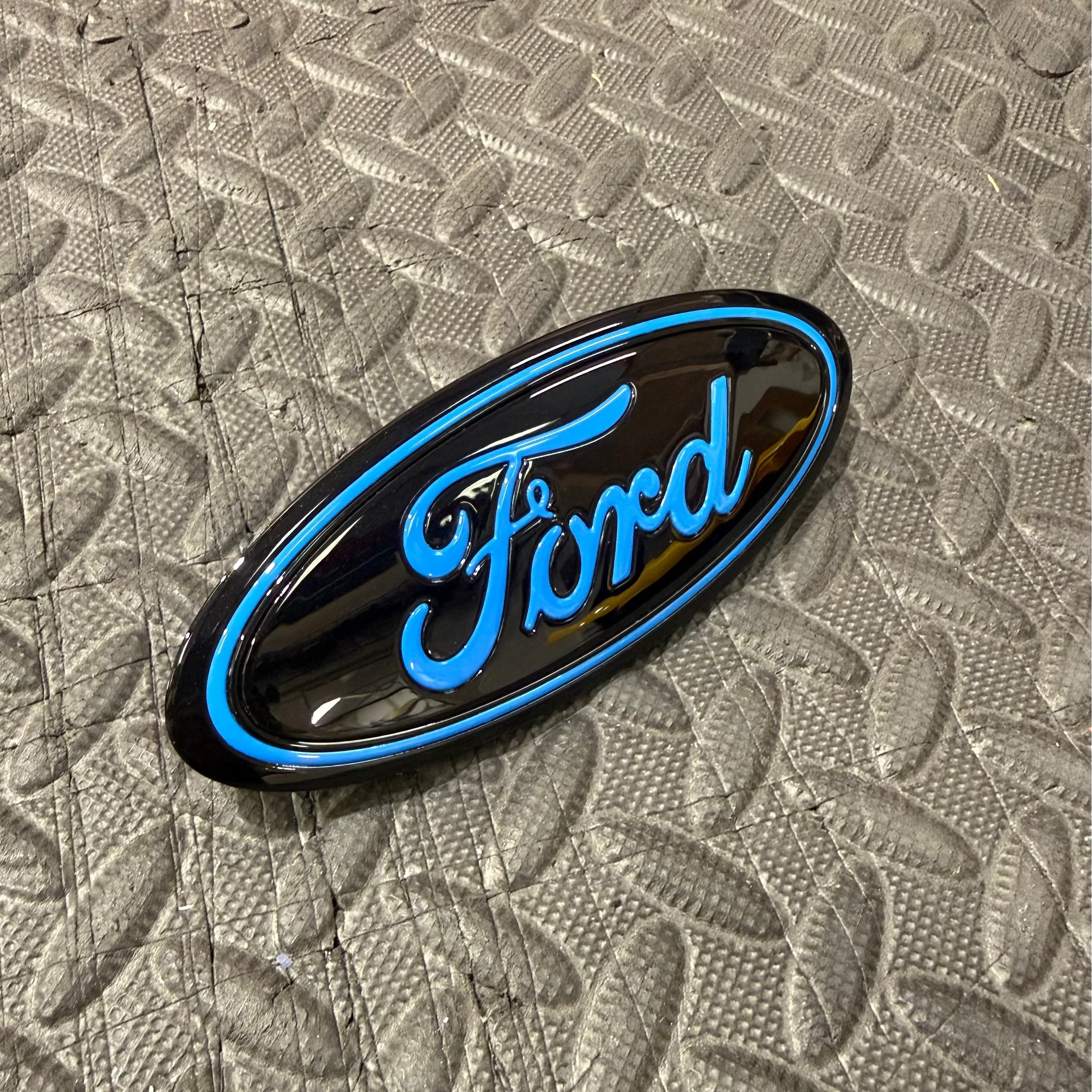 Genuine Ford Tailgate Badges - Mk2 Puma Tailgate Badge - Painted Azure Blue and Gloss Black 