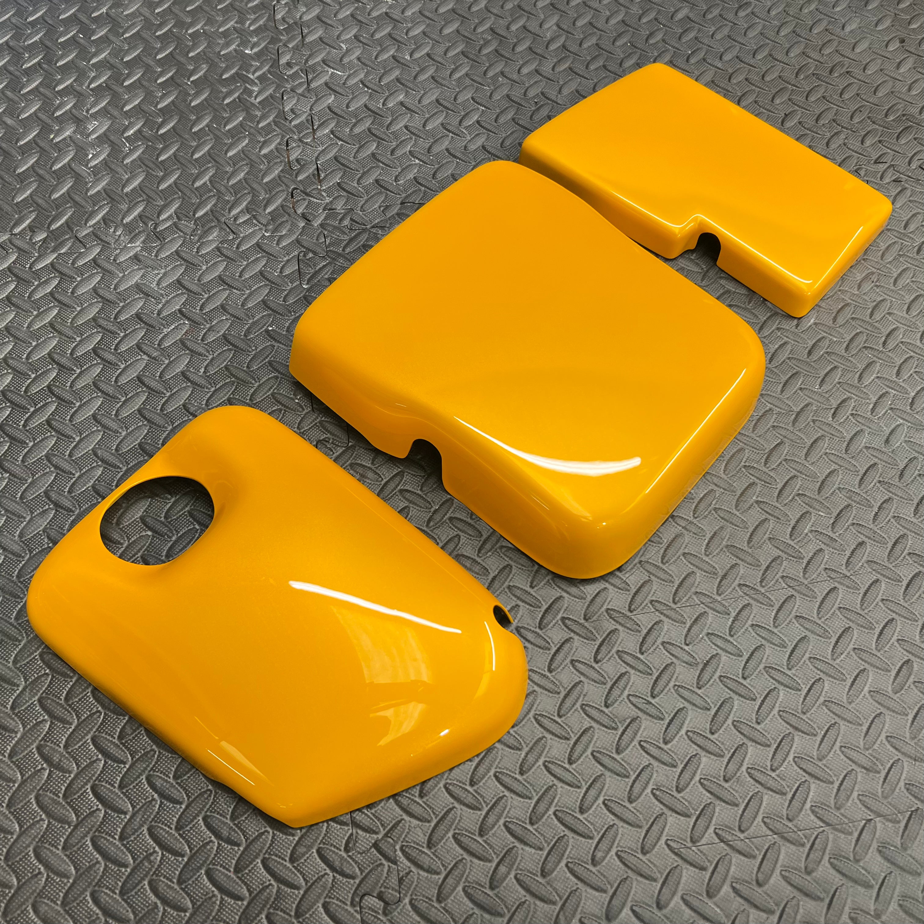 Proform Dress Up Kit - Mk3/3.5 Ford Focus RS/ST Petrol  - Painted Tangerine Scream