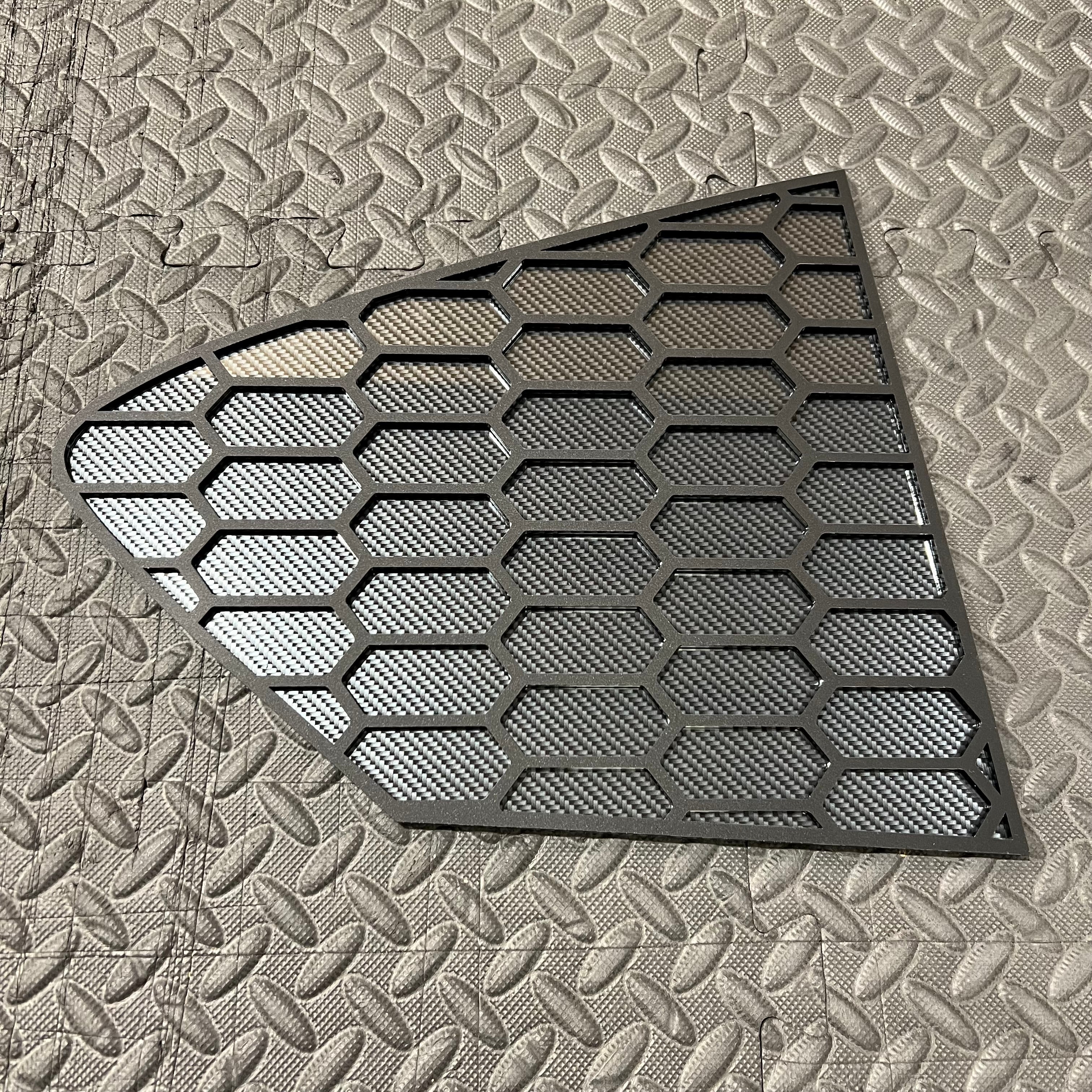 Mk4/4.5 Focus (Hatchback) Rear Quarter Window Inserts (Pair) - Satin Black Hexagon Design With  Carbon Fibre Effect
