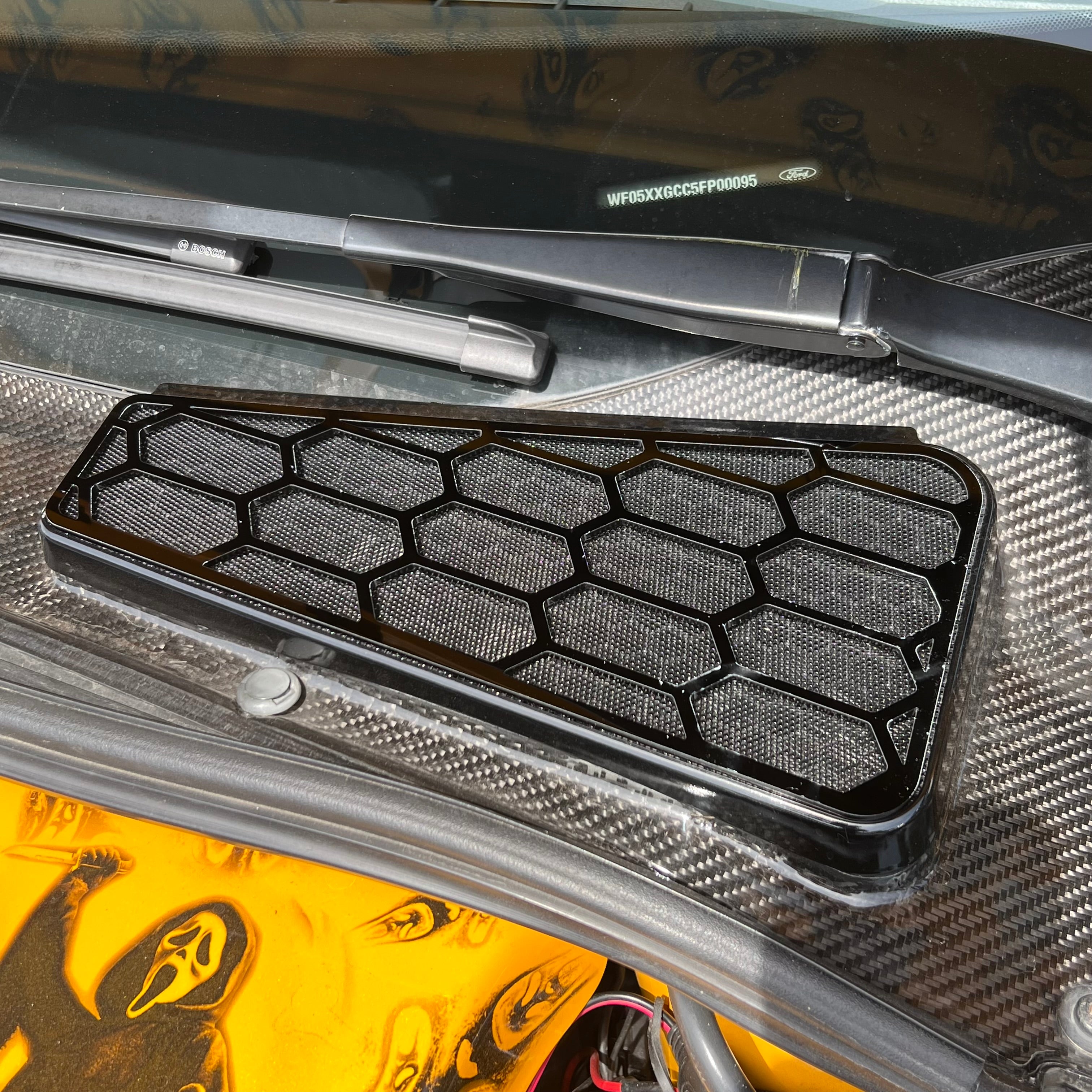 Proform Mk3/3.5 Focus Scuttle Vent Covers - Hexagon Design - Left Hand Side - Gloss Black