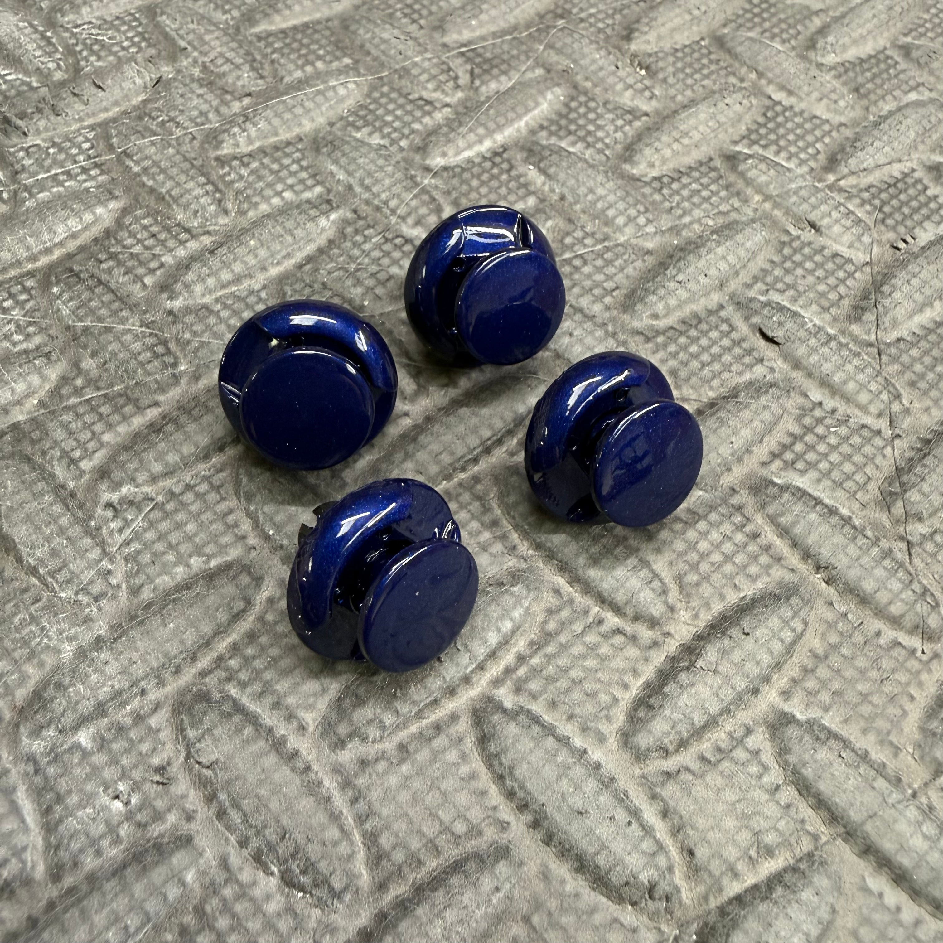Ford Focus Plastic Push Clips For Mk3/3.5 Scuttle Panel - Painted Deep Impact Blue