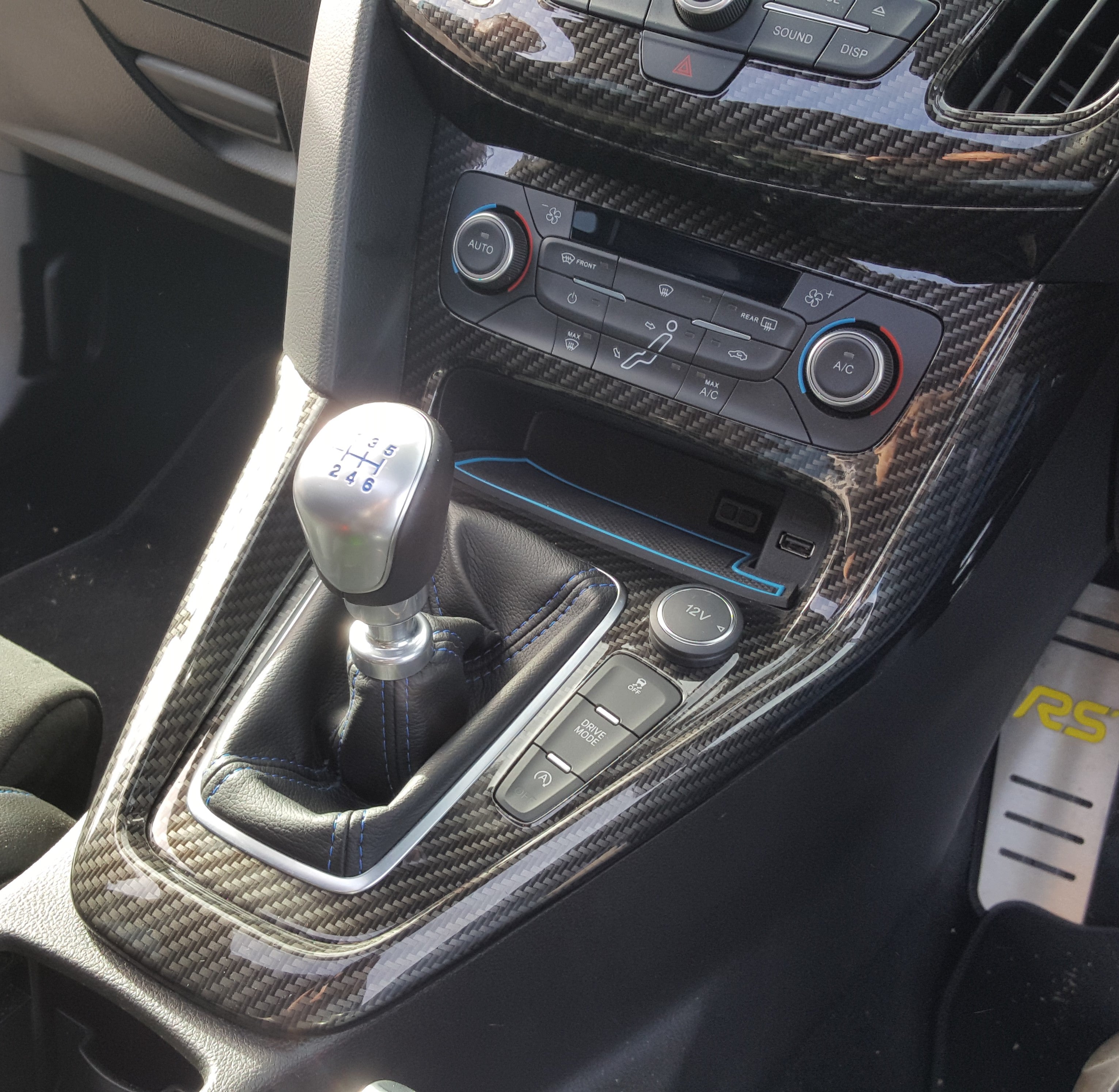Genuine Ford Centre Console Control Panel - Mk3.5 Focus ST/RS - Carbon Fibre Effect Hydrodipped Finish