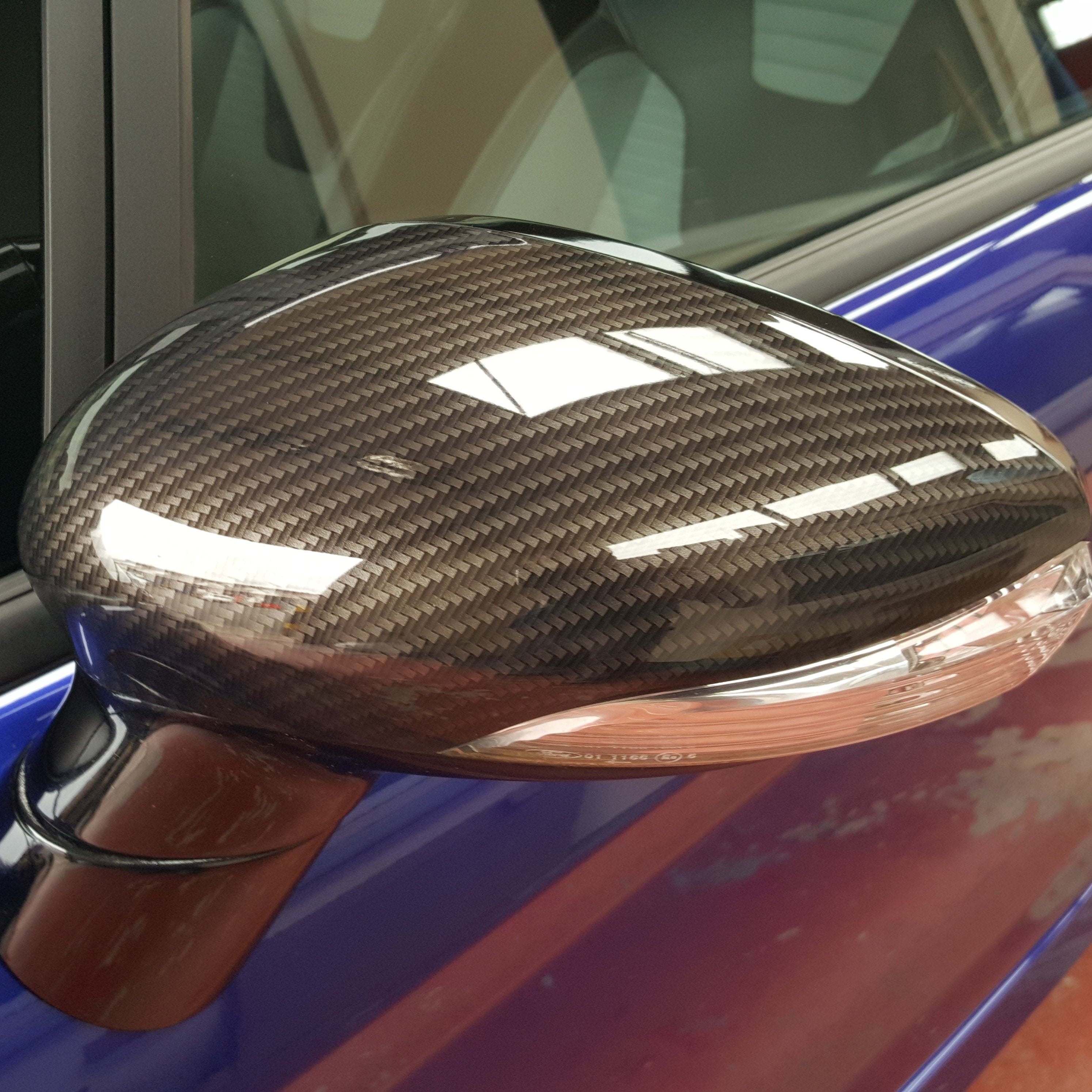 Mirror Caps (Pair) - Ford Fiesta Mk7/7.5 - Hydrodipped - Carbon Fibre Effect