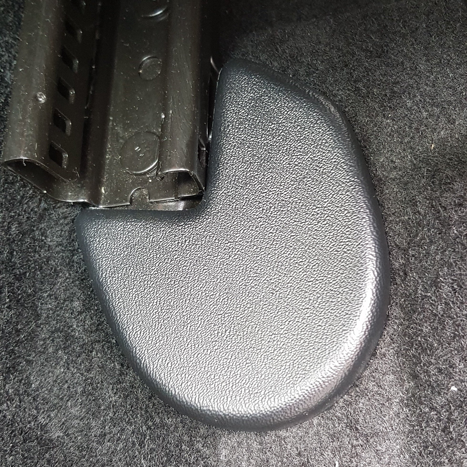 Seat Rail End Covers (Fronts) - Mk3/3.5 Focus